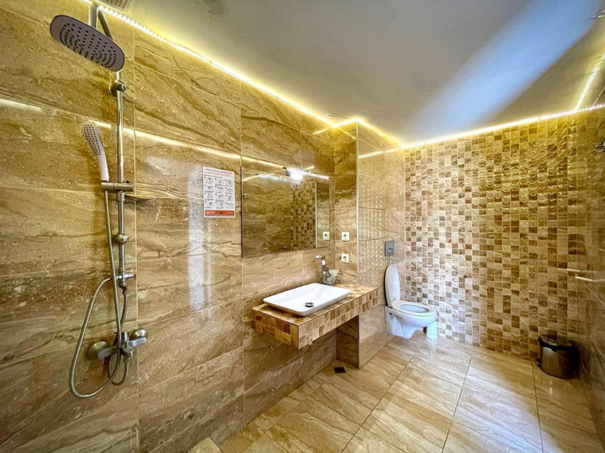 فندق Del Mar يوريكي المظهر الخارجي الصورة