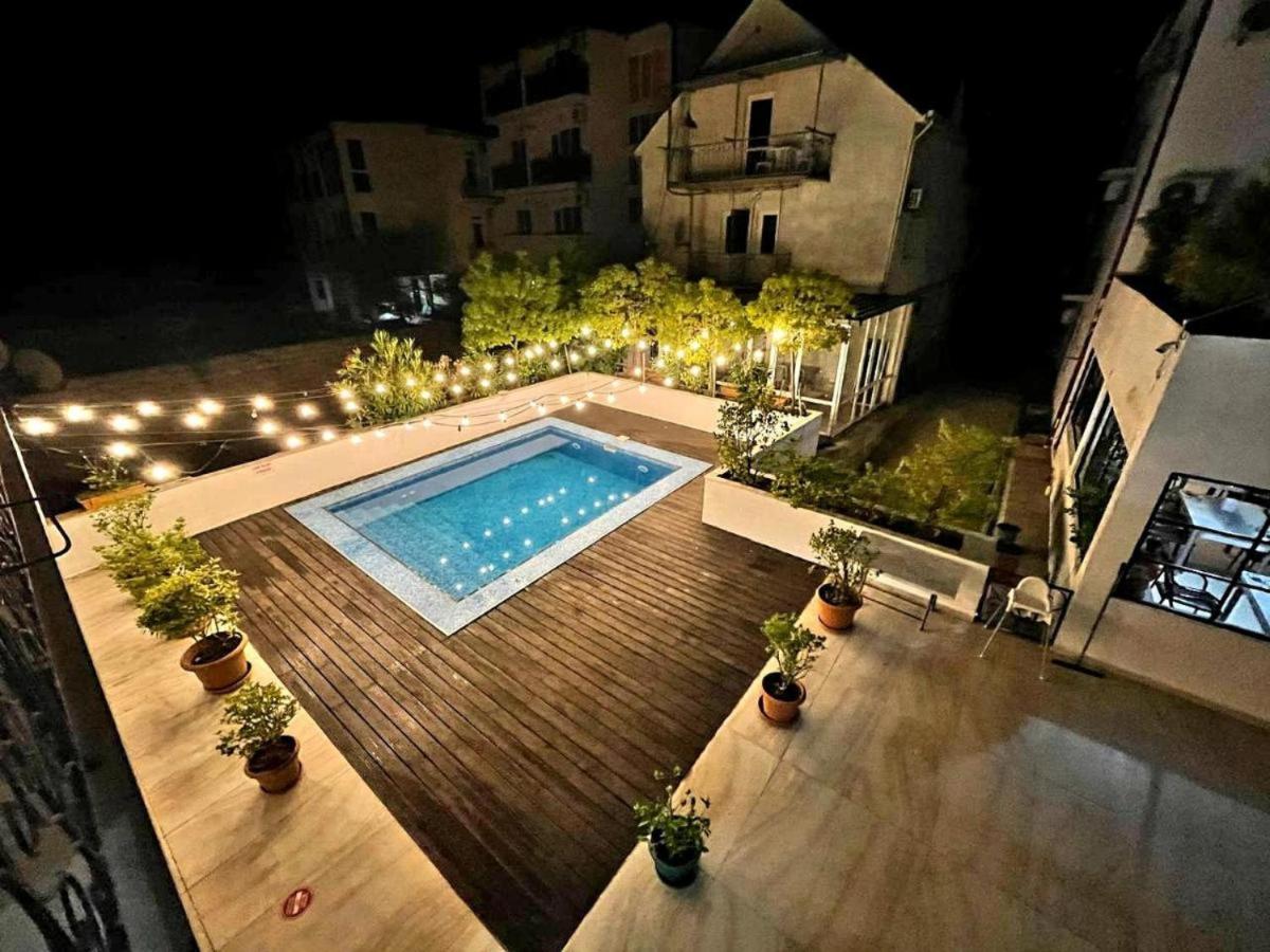فندق Del Mar يوريكي المظهر الخارجي الصورة